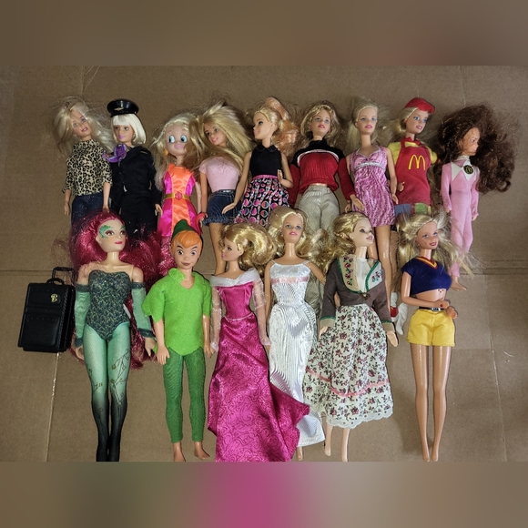 Other - Barbies Set